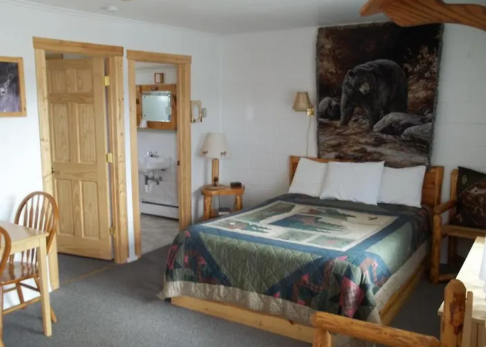Motel Budget Host Elk Antler