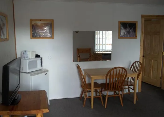Budget Host Elk Antler Motel Thermopolis
