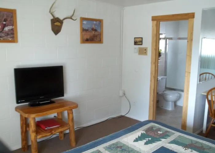 Motel Budget Host Elk Antler Thermopolis