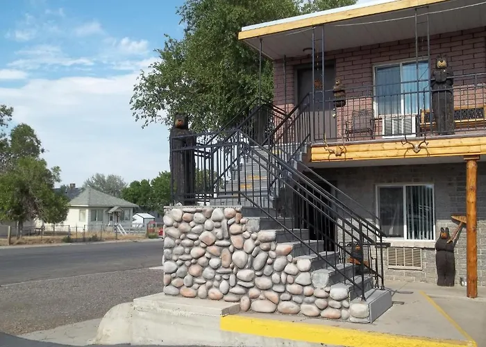 Budget Host Elk Antler Motel
